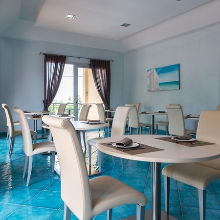 Residenza Del Mare 호텔 산티시도로 외부 사진