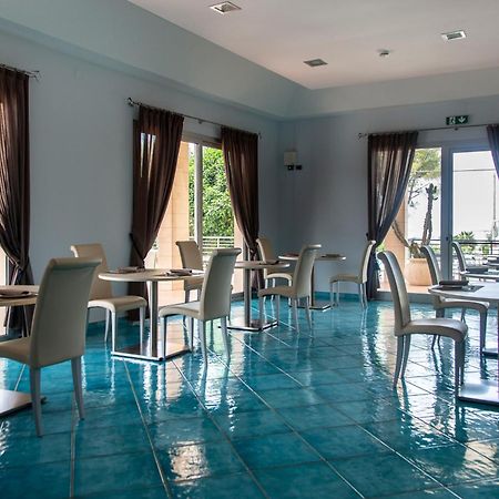 Residenza Del Mare 호텔 산티시도로 외부 사진