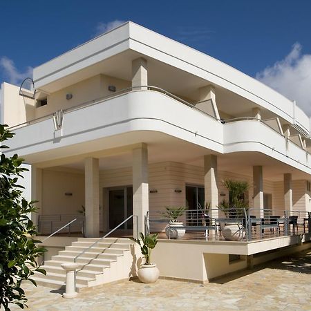 Residenza Del Mare 호텔 산티시도로 외부 사진